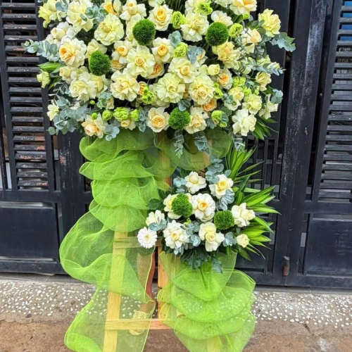 Kệ Hoa Chúc Mừng