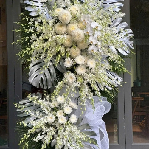 Kệ Hoa Tang Lễ 41