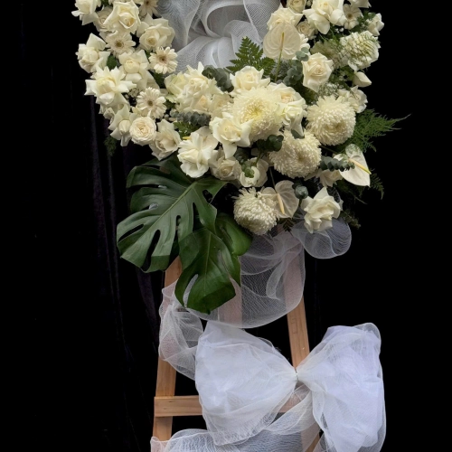 Kệ Hoa Tang Lễ 29