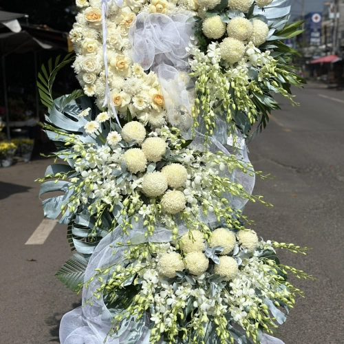 Kệ Hoa Tang Lễ 16